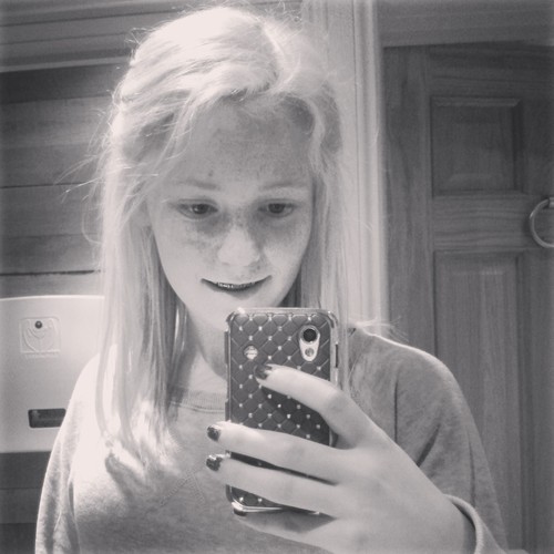FOLLOW NEW @hannyokok
