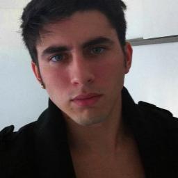 EdgarRvr's profile picture. La libertad es tan solo el derecho que tienes de pensar.