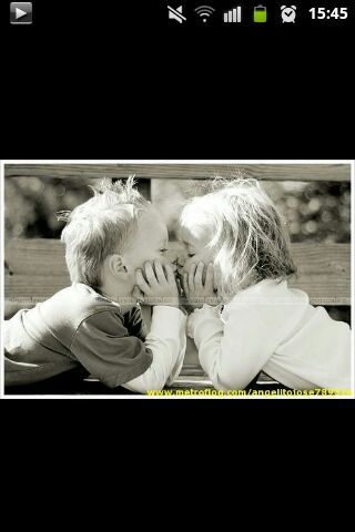Todo es un sinsentido. Cuando cres saberlo todo, cambia el todo que saber. Pero anything doesn't matter. Tan solo: Vive.