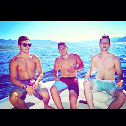 ericchore18's profile picture. From Vermont, starting my own Maple syrup conglomurite. Former junior hockey player