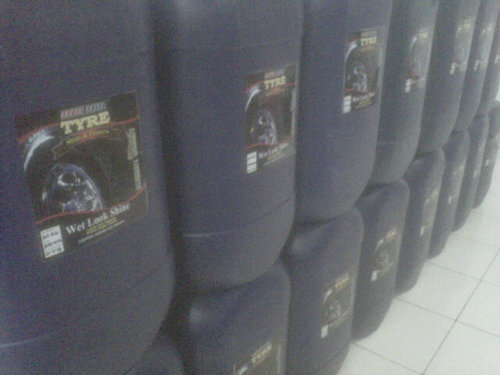 Semir ban Super Saver diproduksi dgn formula khusus semir ban. HP 081388067030 atau 087886076663, pin BB 31397EF1