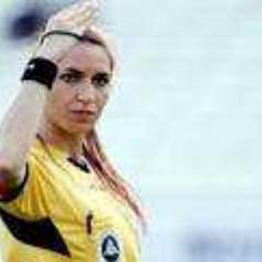 Arbitra AFA-FIFA.Abogada.Docente Escuela d DT.Fundación El Futbolista. Mamá. Me gusta lo difícil,me atrae lo complicado y me enamoro d lo casi imposible...😉⚽️❤