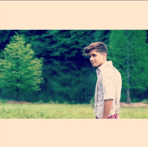 Beach_Pipster's profile picture. I've been a fan of Pip from the moment I heard him on The Voice! c: