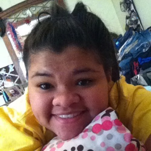 Teenager just Living Life :-) 18. Anyways follow me & ill follow back !