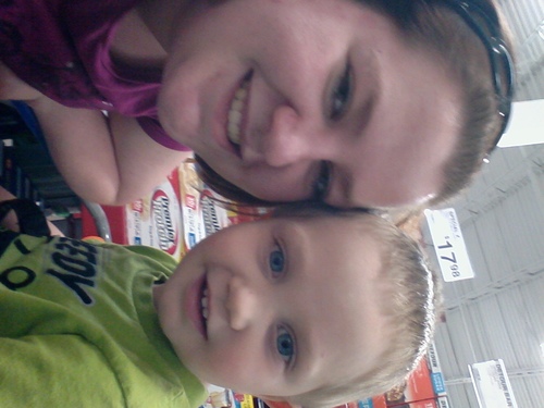 julialunette's profile picture. 