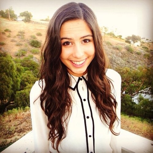 New cimfam here! // follow back please :) // Cimorelli is the BEST ❤ // huge girl crush on @LaurenCimorelli!! // 17 // musician
