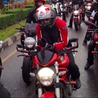 Ezzmen's profile picture. 3D Animator & VFx, Ducati