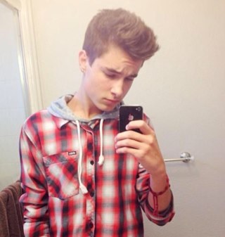 o2lovely_'s profile picture. 