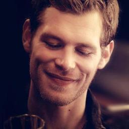 Hiii im Tikoo )) from Georgiaa :)) and i love Joseph morgaan ^_^ ♥  ♥ ♥