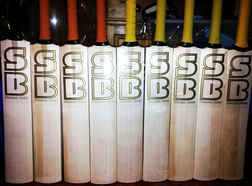 Quality Hand Made English Willow Cricket Bats & Cricket Equipment for Sale! Bats Custom made to order. DM any enquiries. Email: shazzabats@hotmail.com