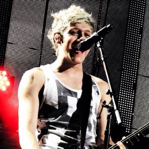 @fratboyyniall :)