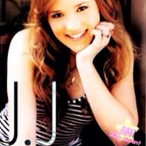 Hi! Im Jennifer Joy, J.J., for short. Im friends with a little winged wonder named Max. @BirdkidMax #MaxRideRP