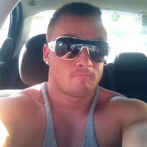 zach_yaroshuk's profile picture. Scared of what i wont become. Work hard and things will come true. Nissan 300z twin-turbo owner. Also drag racing, and a huge pens fan.