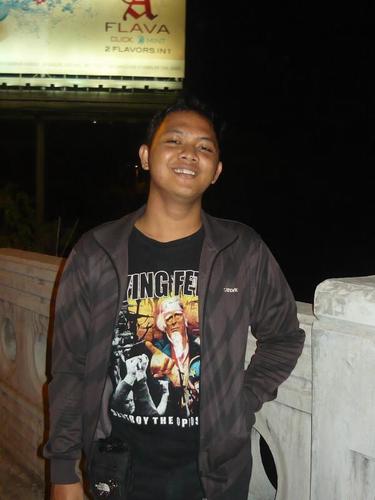 Simple | Casual | GoodLooking | BlackSweet | Fat | sXe | Metal | ♡ MyMom & @NurrikoNur
