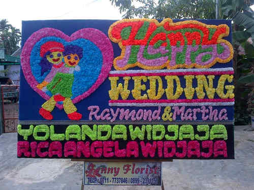 Official twitter of Fenny Florist|Specialist in flower arrangements (bunga papan) telp: 08992391157