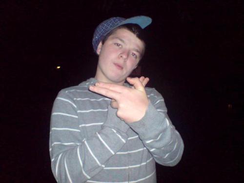 im 18 from uk like to beatbox one day like to be like (faith sfx)