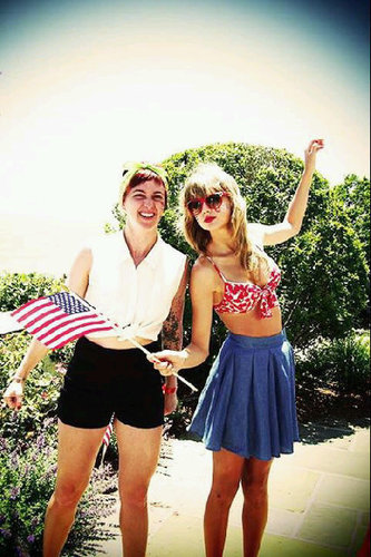 I'll stop loving taylor swift when I become a pegicorn