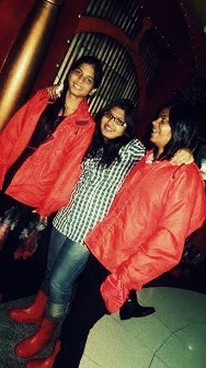student ........ with bindass adventures thoughts.... and love taking riskss in life ...in short ... 2 dam craZZyY......
