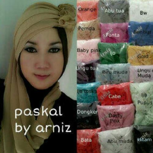 hijab store, kaos distro, gamis,  kemeja, blazer . 

Minat DM or 083821343990