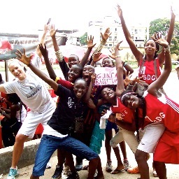 Love Guinea Basketball ❤️promotes peace and unity by engaging Guinean youth through sport & education in West Africa #sport4peace #sport4unity #basketball