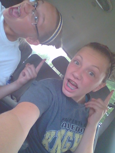 hey my name is Emma i ♥ basketball volleyball. and softball follow me and i follow back :)