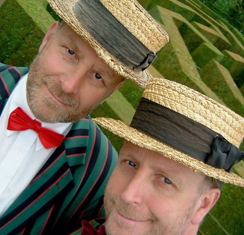 Brothers Heyes planted the maze in 1977: A traditional hedge maze, great for playing tag, with a Museum of Mazes set in the gorgeous Wye Valley!
