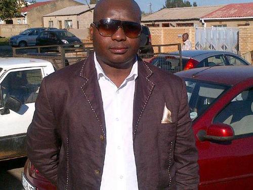 tmapitsa's profile picture. Husband, father of 2 and God fearing man!!!!