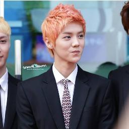 wanna got straight A+ on last PMR 2013, pray for me. #followback Kpopper. #LuHan wifeu. wanna studying overseas and wanna make my family and LuHan happy.