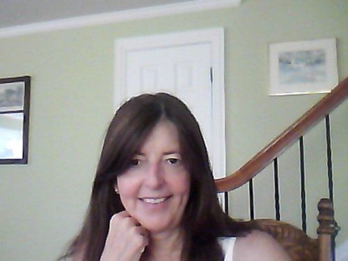 Author of humorous mysteries (cartoonist Molly Masters, and dog therapist Allie Babcock) and The Soul Shifters thrillers, hooper, mother of two awesome adults.