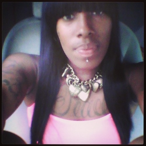 Luv to enjoy myself, luv tattoos as well as to dance. Dnt lik drama .I prefer myself as (CHINADOLL)