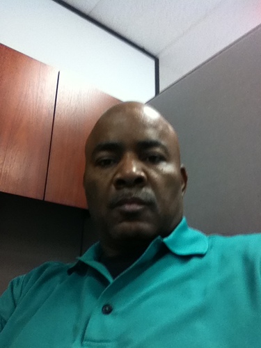 I am a veteran of 20 years.  I am a servant of God.  I need you help and support financially during this period of my life.  Logon to: http://t.co/vleDcJLHrf