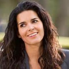 I am not Angie Harmon but I play Not Angie Harmon on Twitter