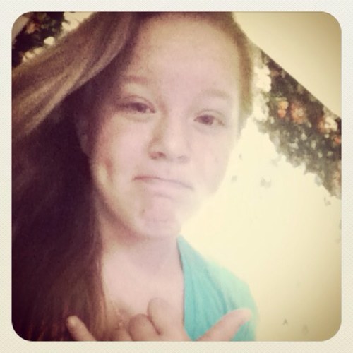 The name is Taylor (AKA TayTay) I blow out the candles March 20th and my mains are Briana Zoe and Ryan!!!!!