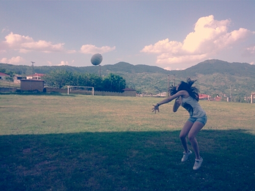 hi! I'm Marilena...I play volleyball