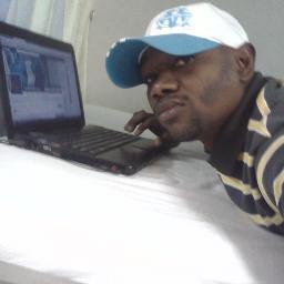 pelinoronaldomb's profile picture. happy every days