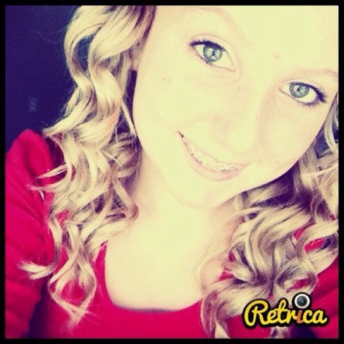 Bella presutti
Cheerleading softball and volleyball
8th grader 
Adams middle school (johnstown ohio)