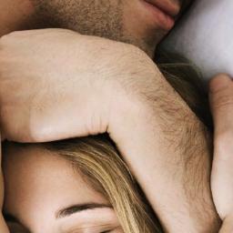 LuisSantiagoZ's profile picture. Vivir no es sólo existir,sino existir y crear, saber gozar y sufrir y no dormir sin soñar. Descansar, es empezar a morir...