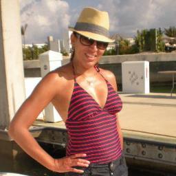 ZoeyTweet's profile picture. 