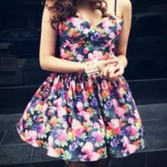 Cuenta sobre Moda, Aquí encontraras lo que se lleva de temporada y podrás identificarte con nuestros looks.