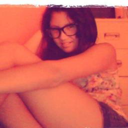 HI!  I'm Directioner and Lovatic  :)xx    Follow me and Followback xx