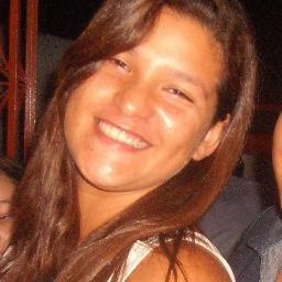 22 anos, Presbiteriana, Flamenguista e Paraibana.