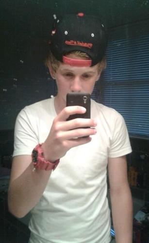 vvsteenwijkb1 / downie kusje mij / snapchat; patrickpunter