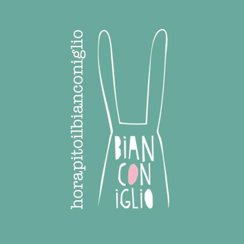 horapitobiancon's profile picture. Chiara, Francesca e Giulia,3 professioniste della comunicazione, 3 innamorate croniche del bello, 3 inguaribili ricercatrici della creatività.