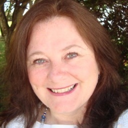 Dr. Laurie MacGillivray Kocher