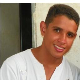 A vida me ensinou amar e respeitar eu canto pulo e grito e não deixo de aproveitar cada minuto dela #vida!@