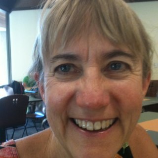 Local/regional food systems expert; farmers market enthusiast; nutritionist; R.D.