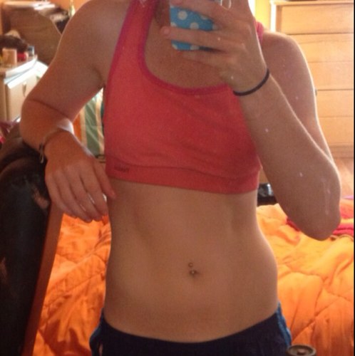 Athlete. Division 1 college softball. Team Blonde. Team Nike. 5'5. Toning up. AVI IS ME. #fitfam