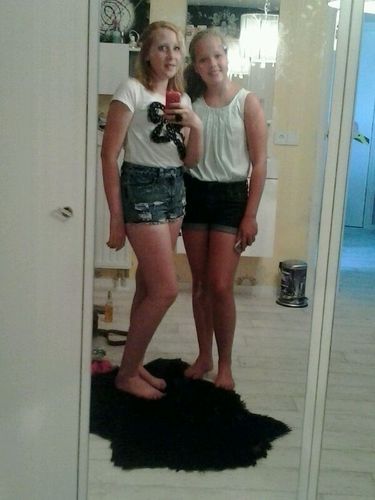 ♡ 13 jaartjess ♡ directionerr ♡ friends and family #1 ♡ 1GT5 ♡ love @annelieSMILIE ♡