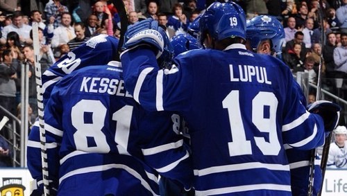 Dont mess with black people and there chicken!!;) leafs baby!:) oh and them habs!!!!:)
