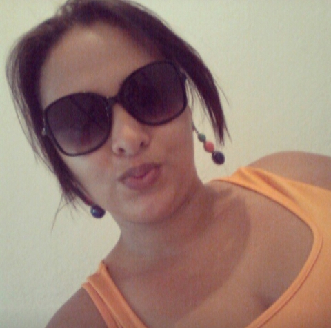 - Facebook: Sayonara Martins   /   Instagram: @SayonaraMartinss